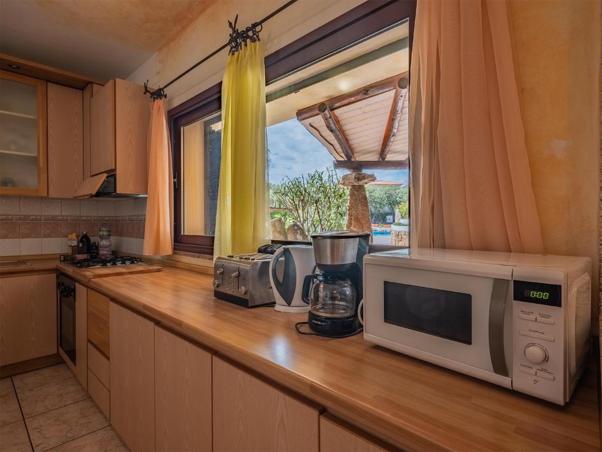 Sardinia Family Villas - Villa Mathilde With Private Pool アルツァケーナ エクステリア 写真
